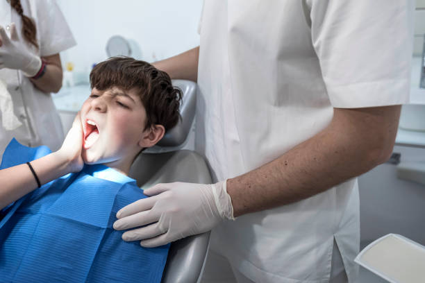 Best Dentist for Tooth Abscess  in St Charles, MO